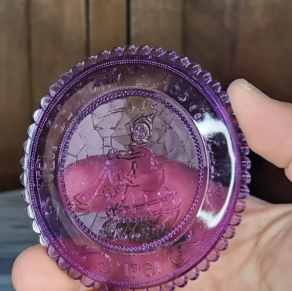 New Bedford Glass Plate - Picture 9 of 10